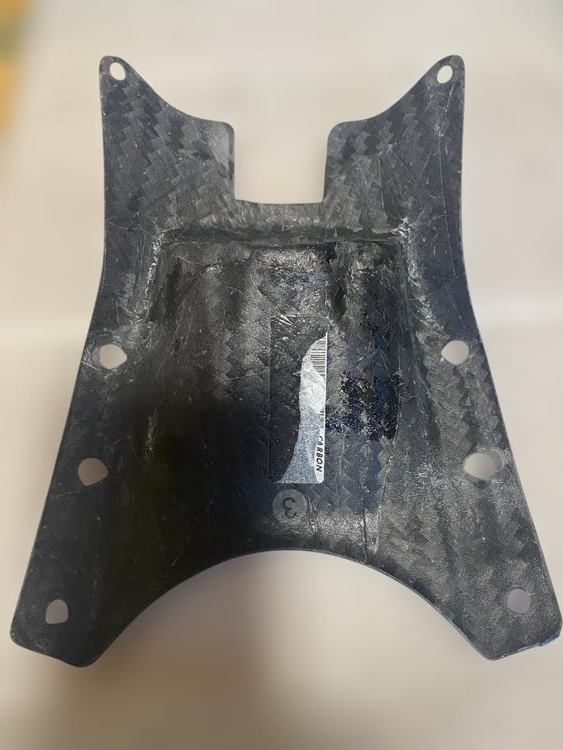 ＜新品未使用＞kawasaki　ZH2 カーボンファイバー「キーガード」