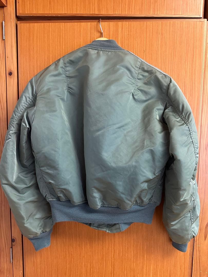 ALPHA社製U.S. AIR FORCE MA-1フライトジャケット