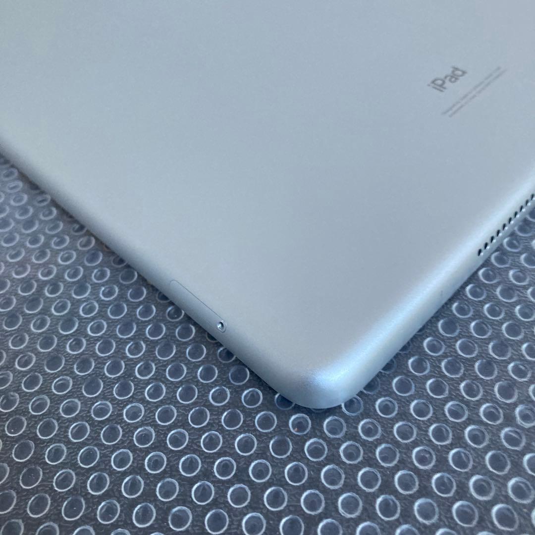 827【早い者勝ち】電池最良好☆iPad7 第7世代 32GB SIMフリー☆