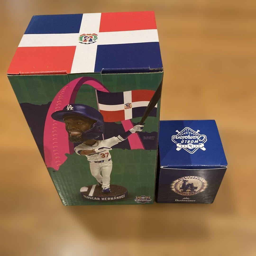 非売品　テオスカー・ヘルナンデス　レプリカリング　ボブルヘッド　ドジャース
