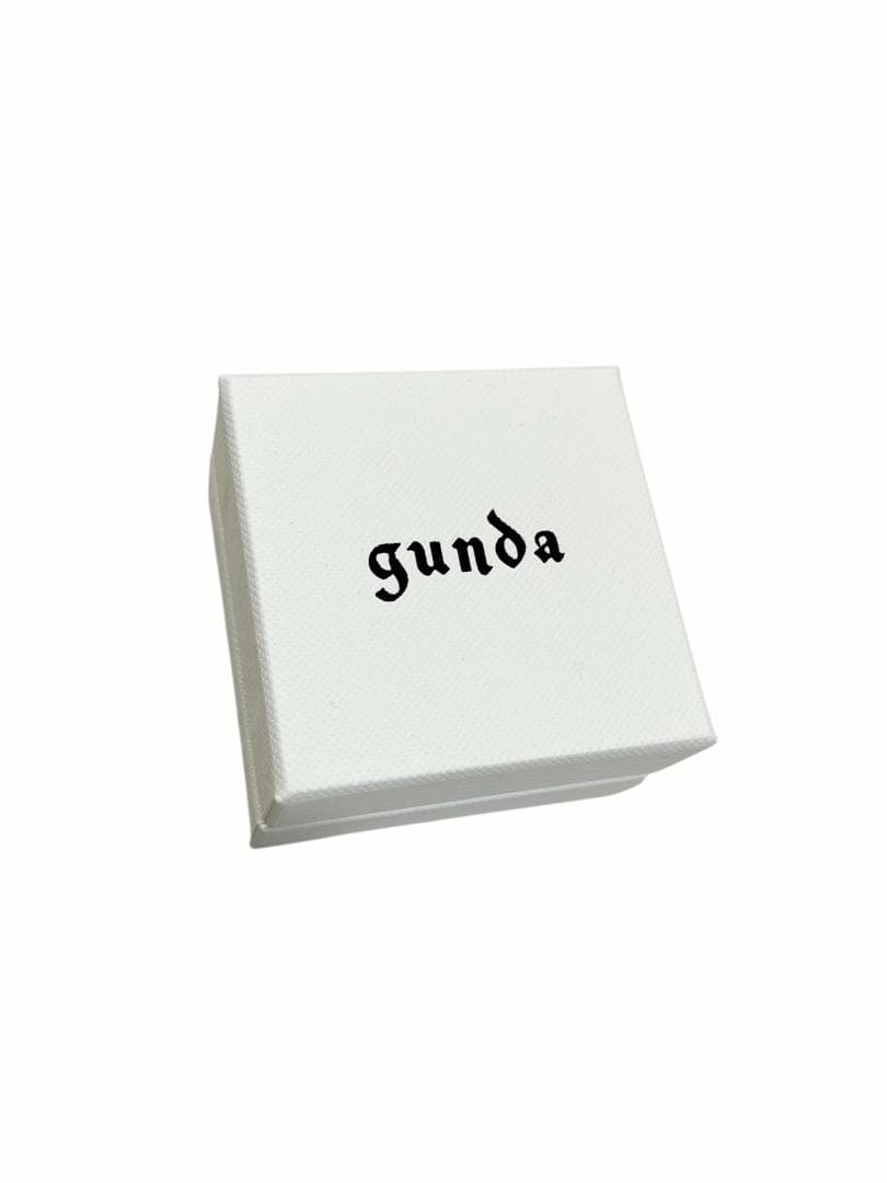 gunda ガーネットスカルフープピアス 極美品