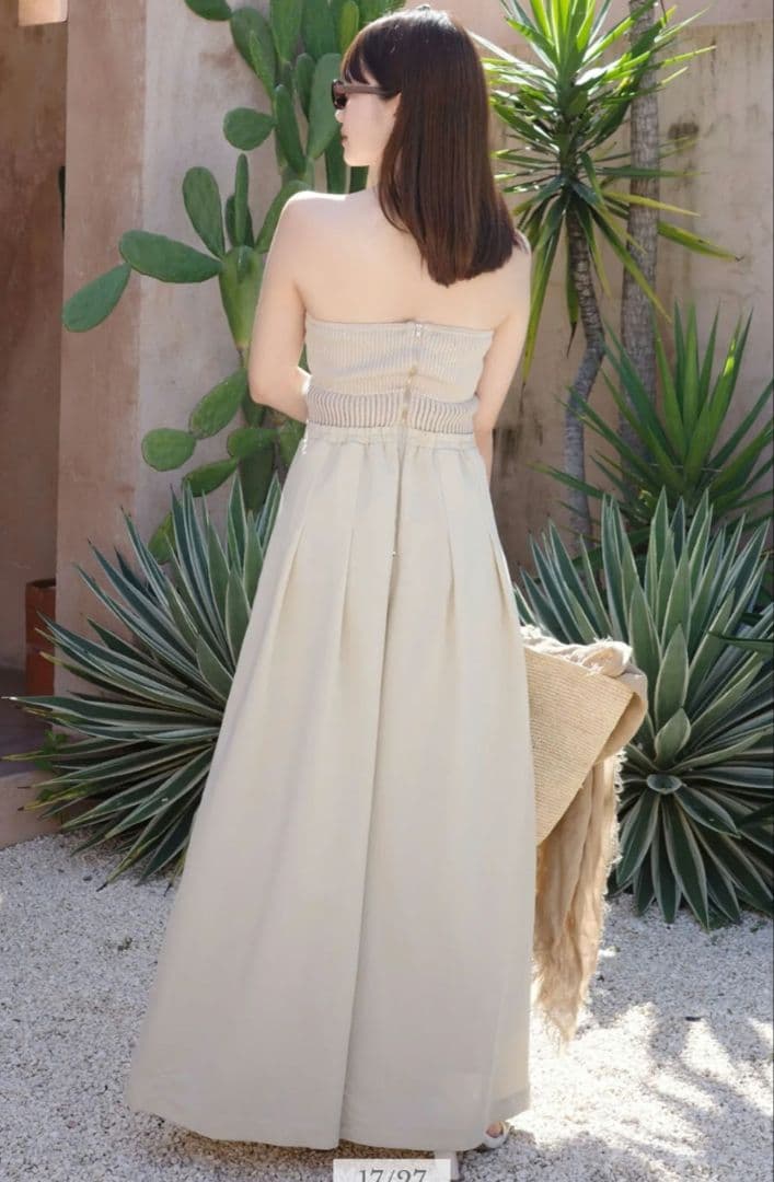 えぬです♡アニュアンス　ニットビスチェオールインワン ベージュ