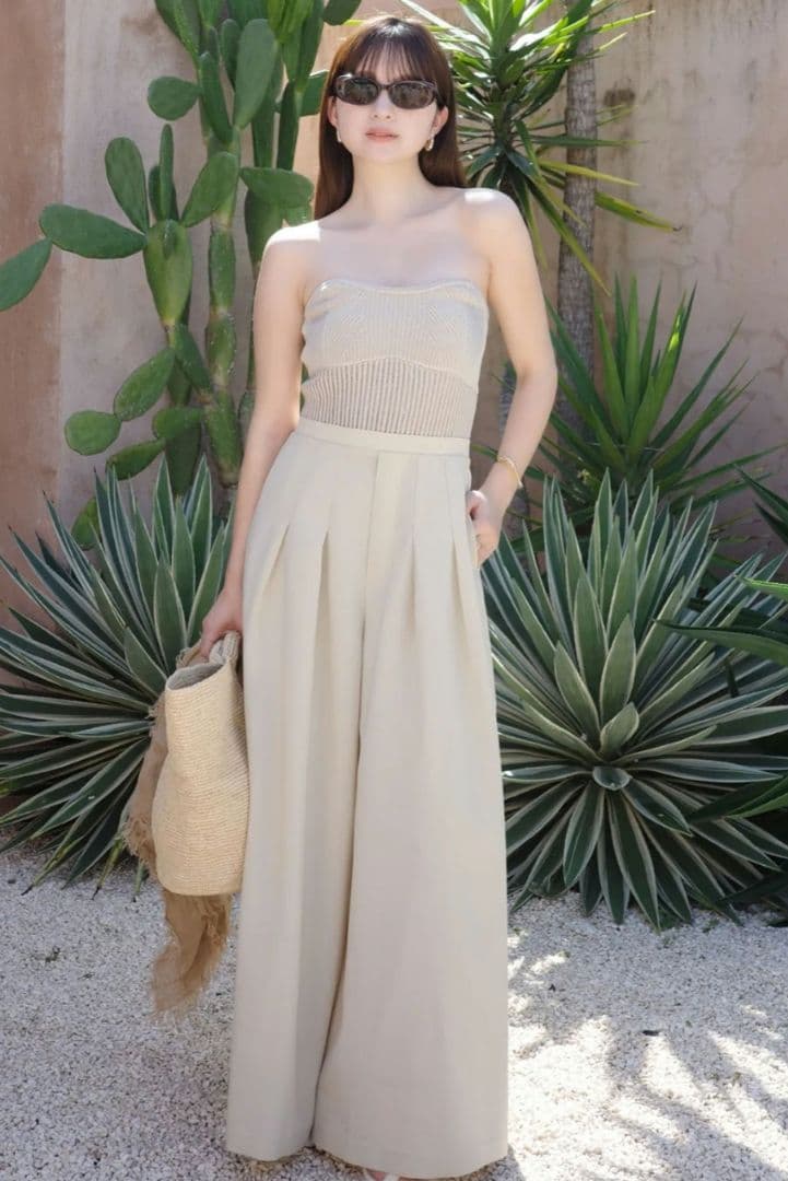 えぬです♡アニュアンス　ニットビスチェオールインワン ベージュ