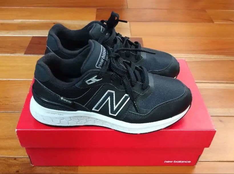 ニューバランス　24.0cm　スニーカー　WW880 防水GORE-TEXモデル