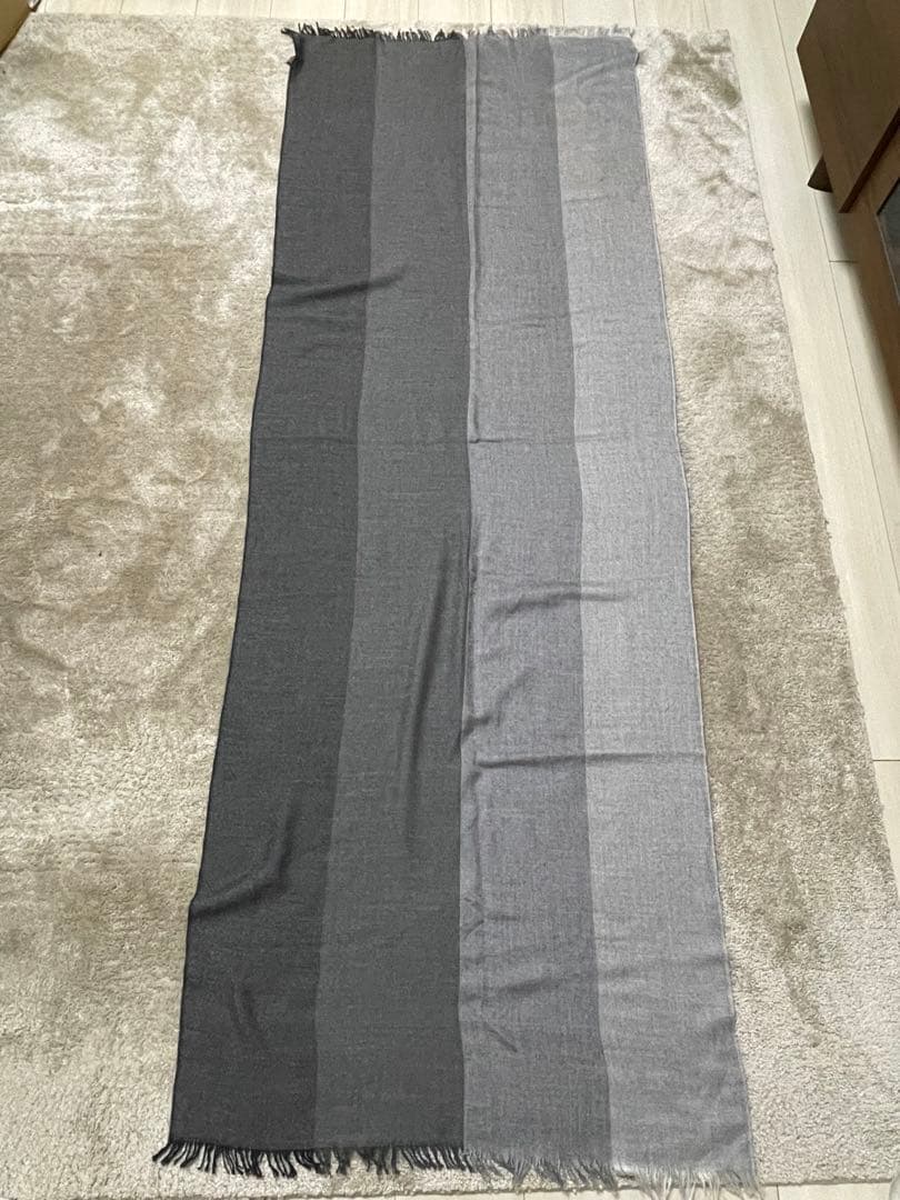 ARIANNA カシミアシルクストール(グレーグラデーション)