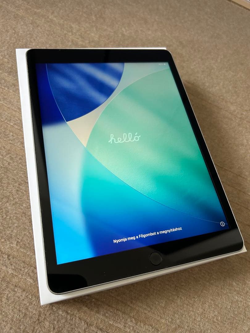 iPad 第9世代 64GB Wi-Fiシルバー 本体のみ（箱付き）