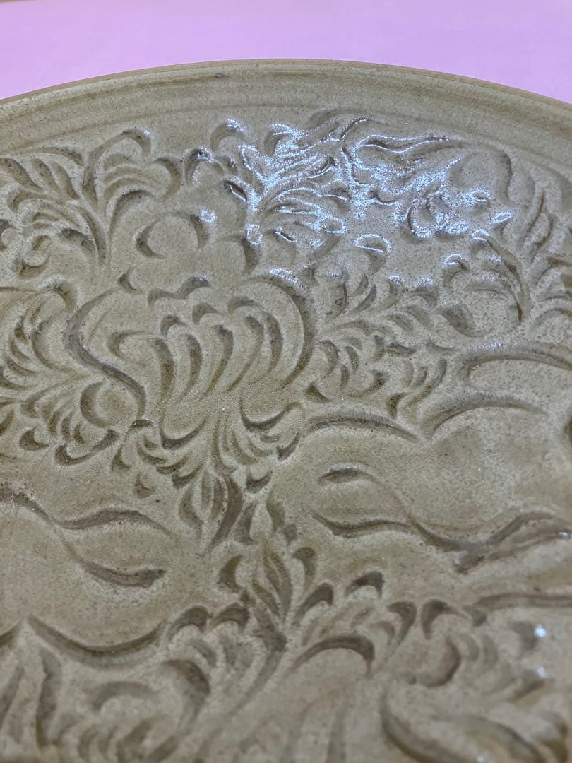 青磁唐子文平鉢