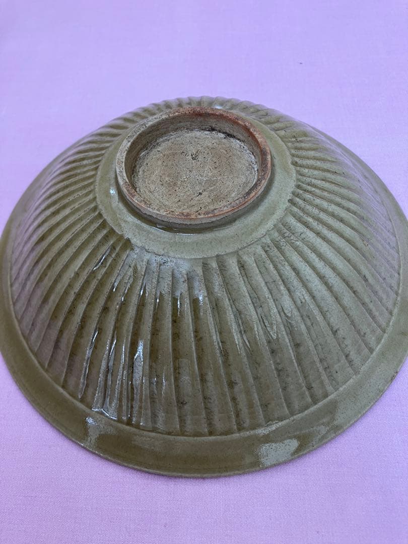 青磁唐子文平鉢