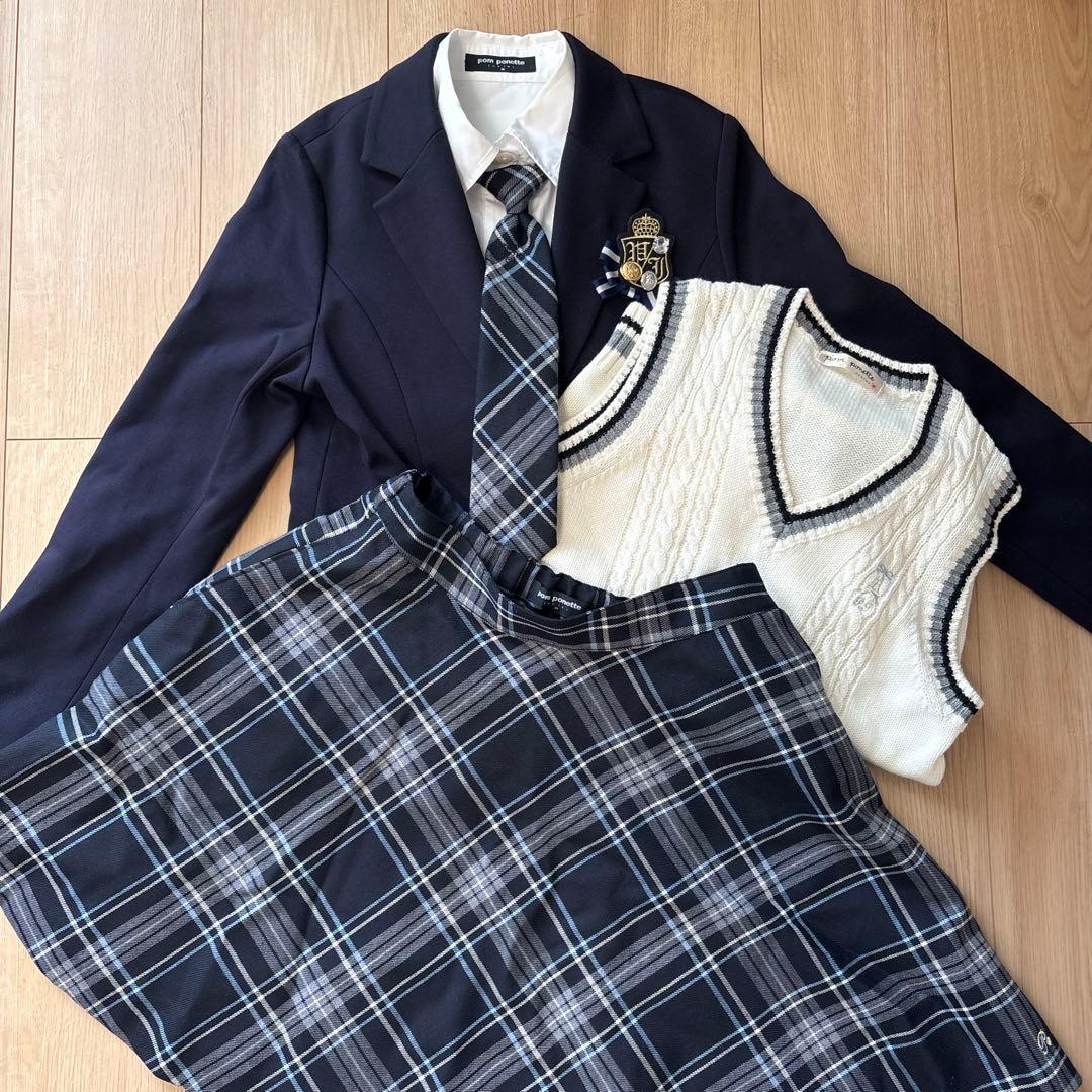 ポンポネットフォーマルスーツ M（150）