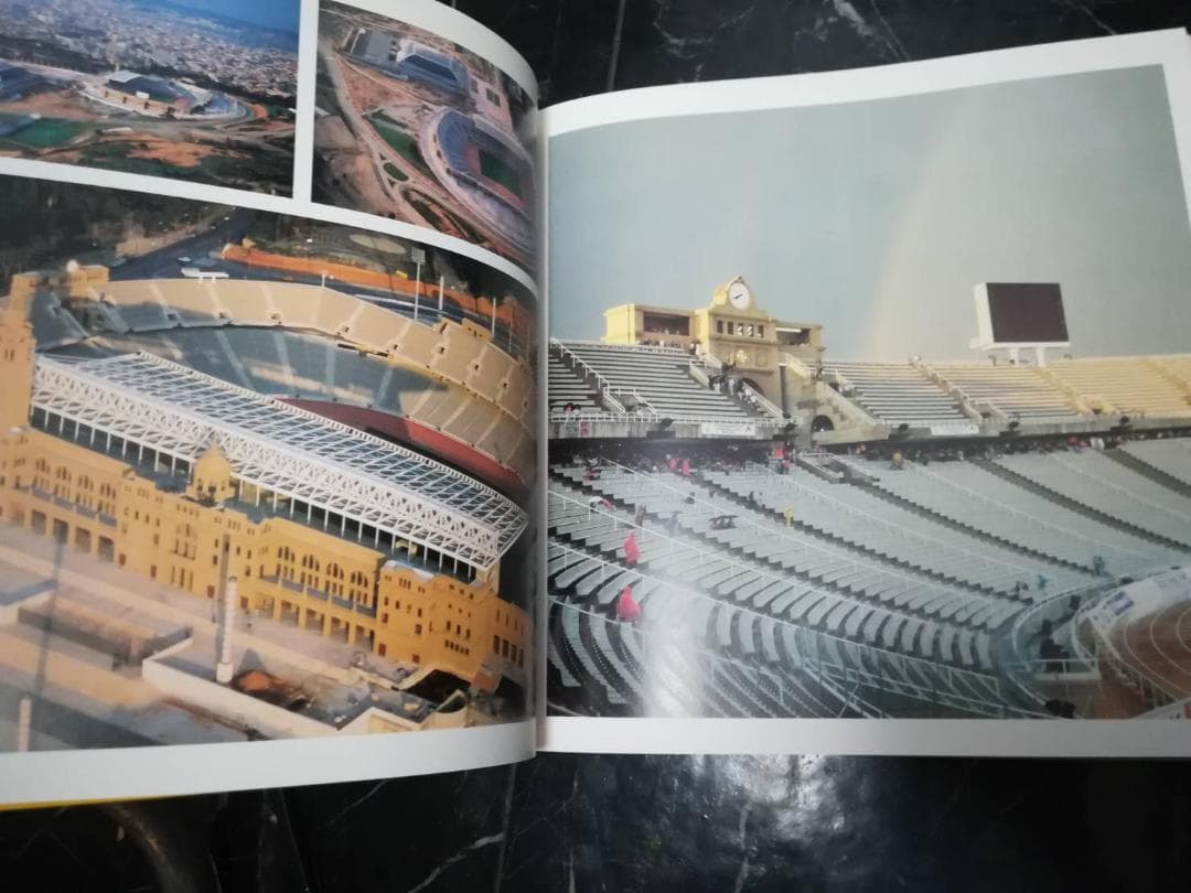 建築 バルセロナ 写真集 Barcelona　1980-