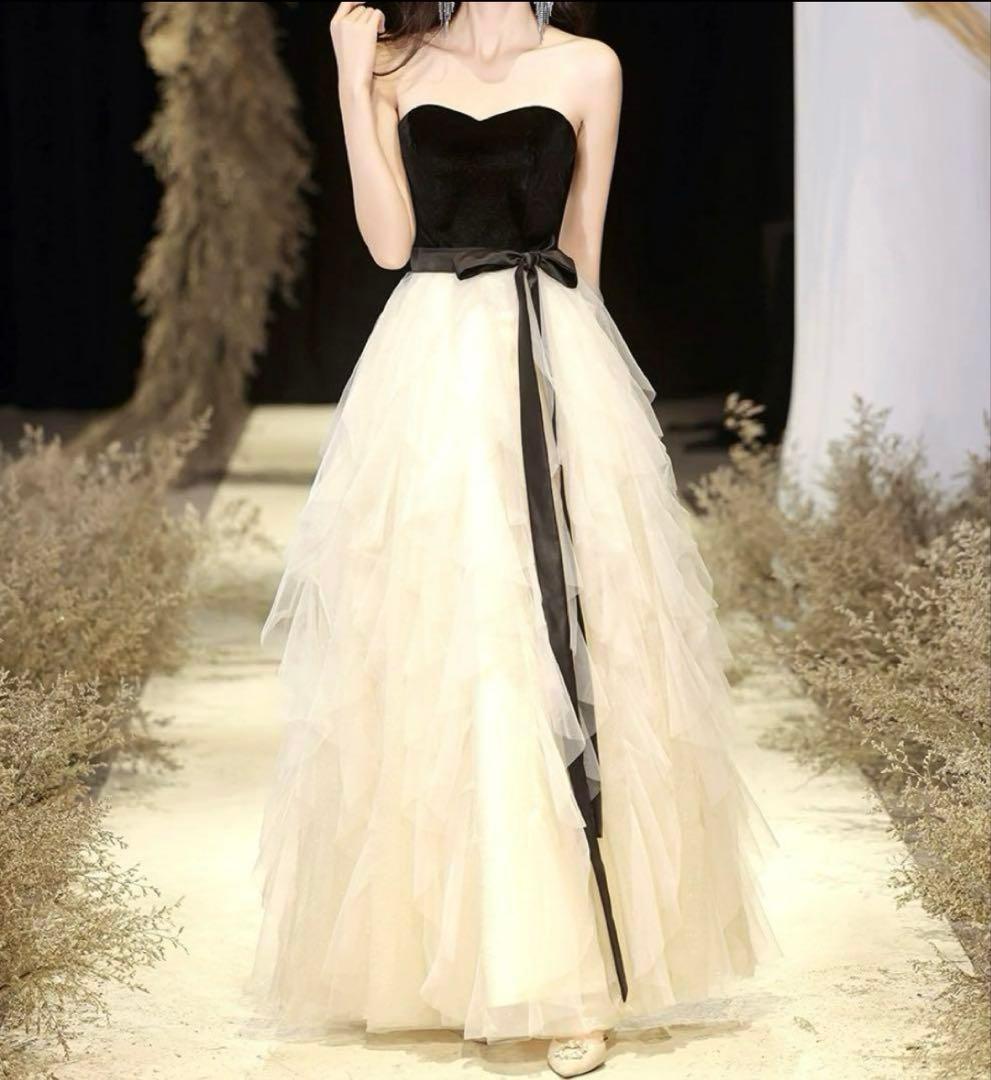 フリルのチュールスカートがオシャレ バイカラーベア ドレス