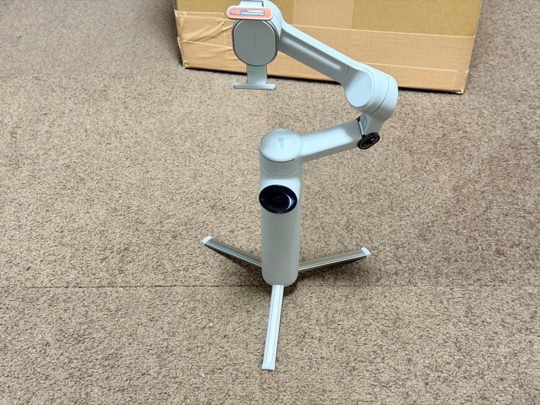 スマホアクセサリー Insta360 Flow 2 Pro