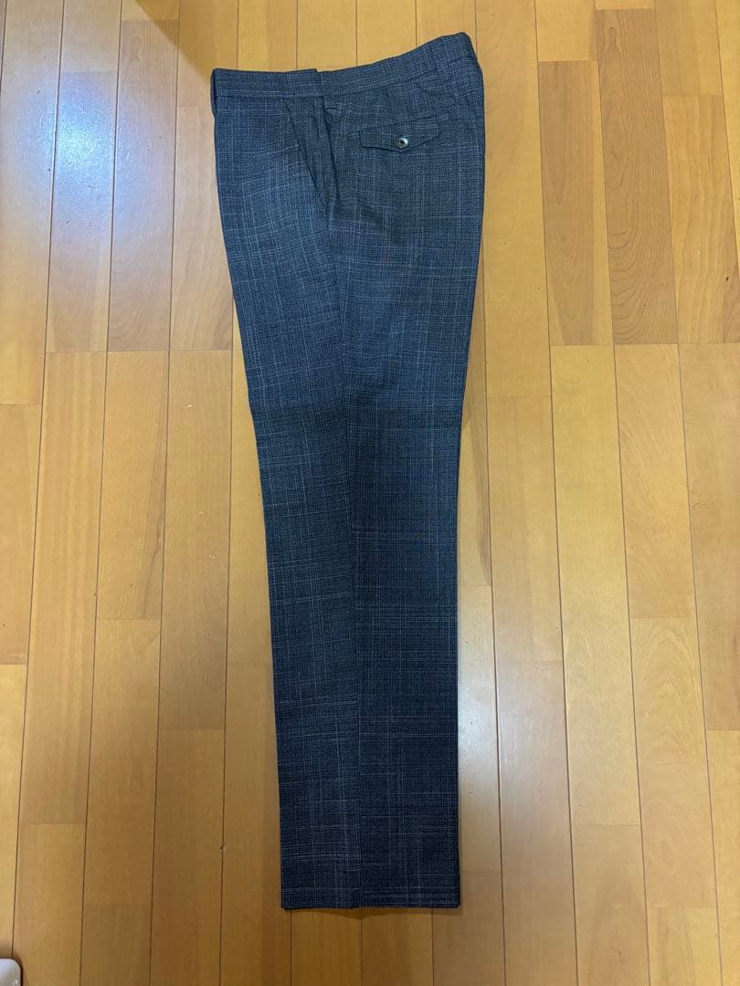 【値下げ】エポカウオモ　セットアップスーツ　サイズ46 グレー　いい柄です