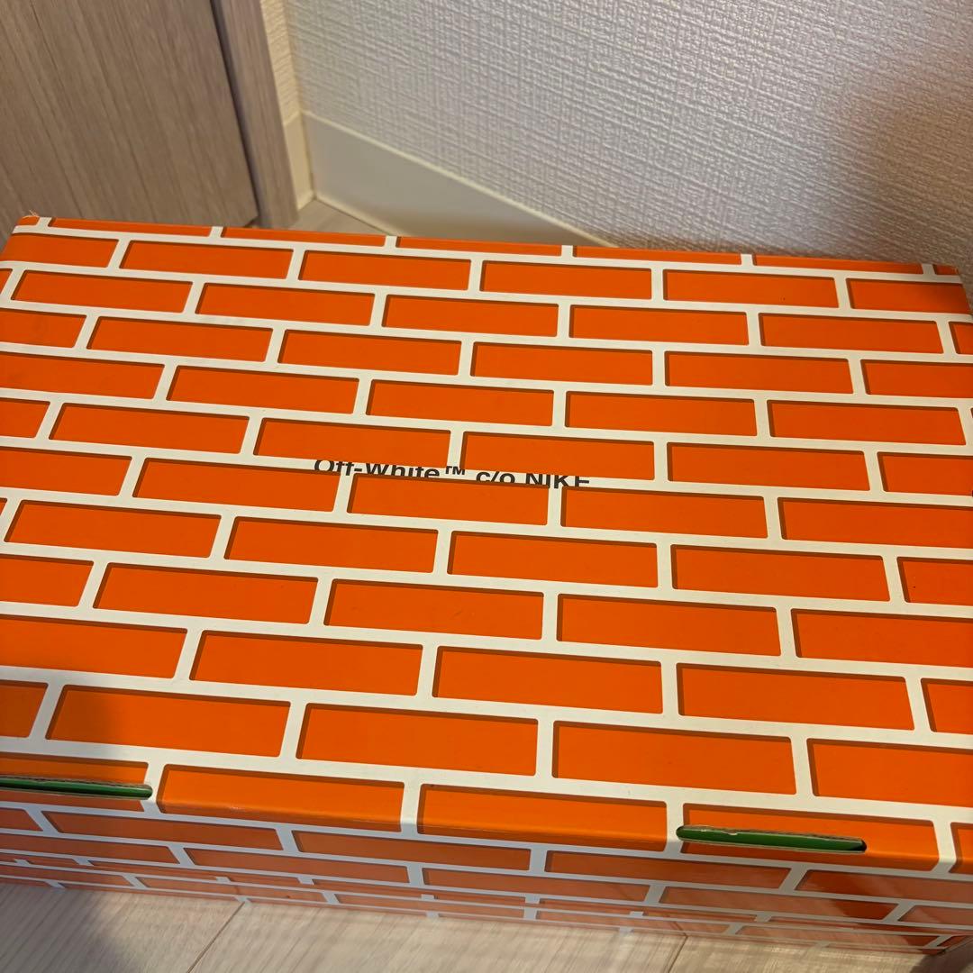 ナイキ エア フォース 1 MID x Off-White™