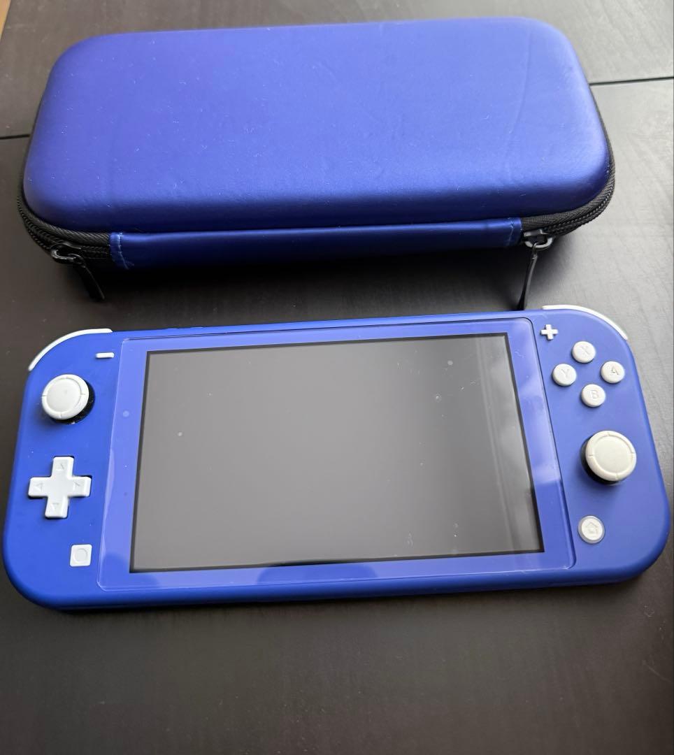 Switch ライト　ブルー　本体、ケース付き