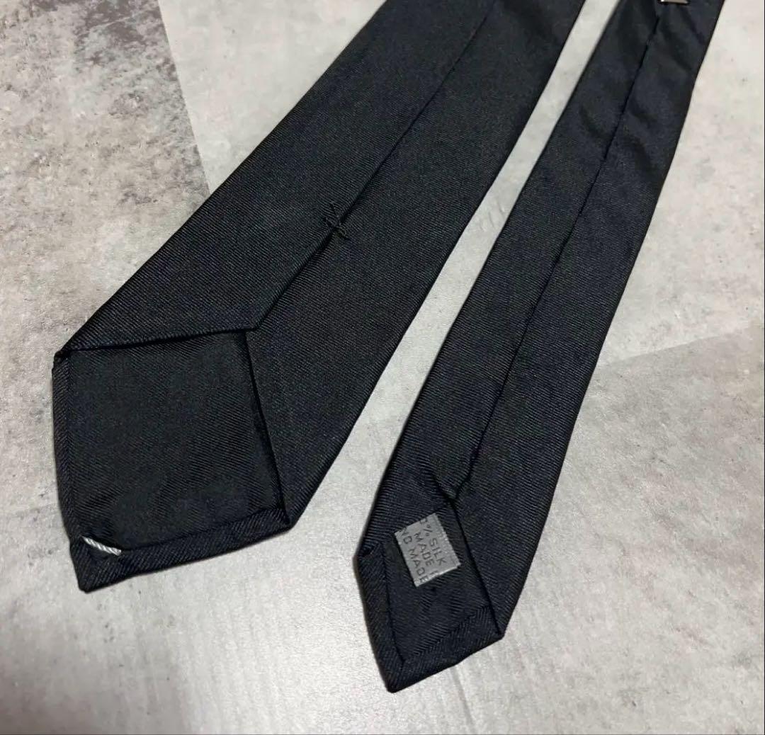 Dior ネクタイ SHAWN STUSSYコラボ ソリッド ナロータイ