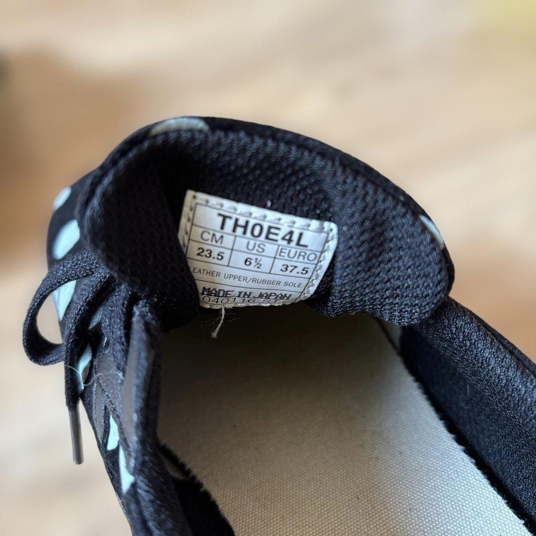 オニツカタイガー　水玉模様 スエードスニーカー 黒/白