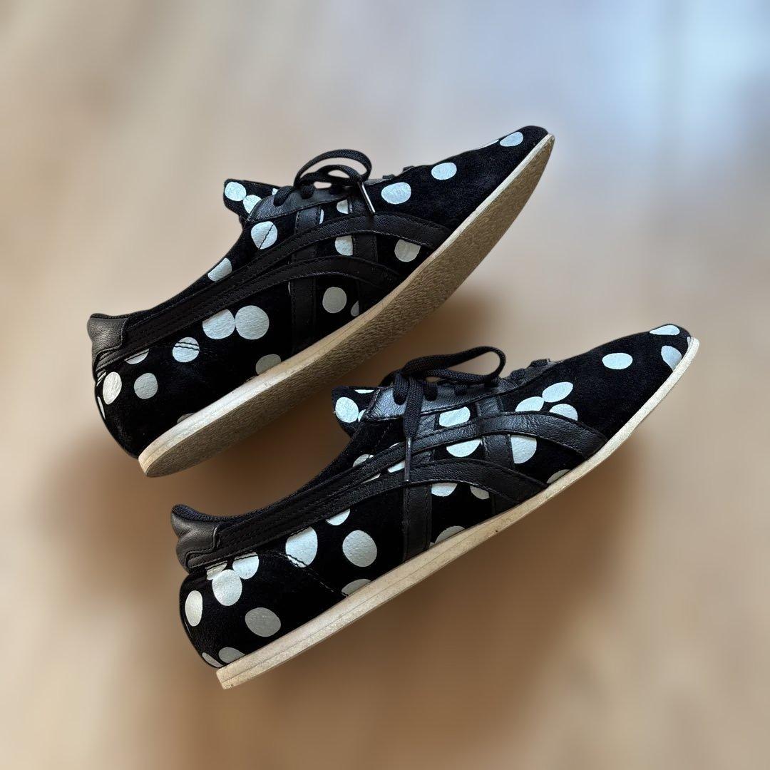 オニツカタイガー　水玉模様 スエードスニーカー 黒/白