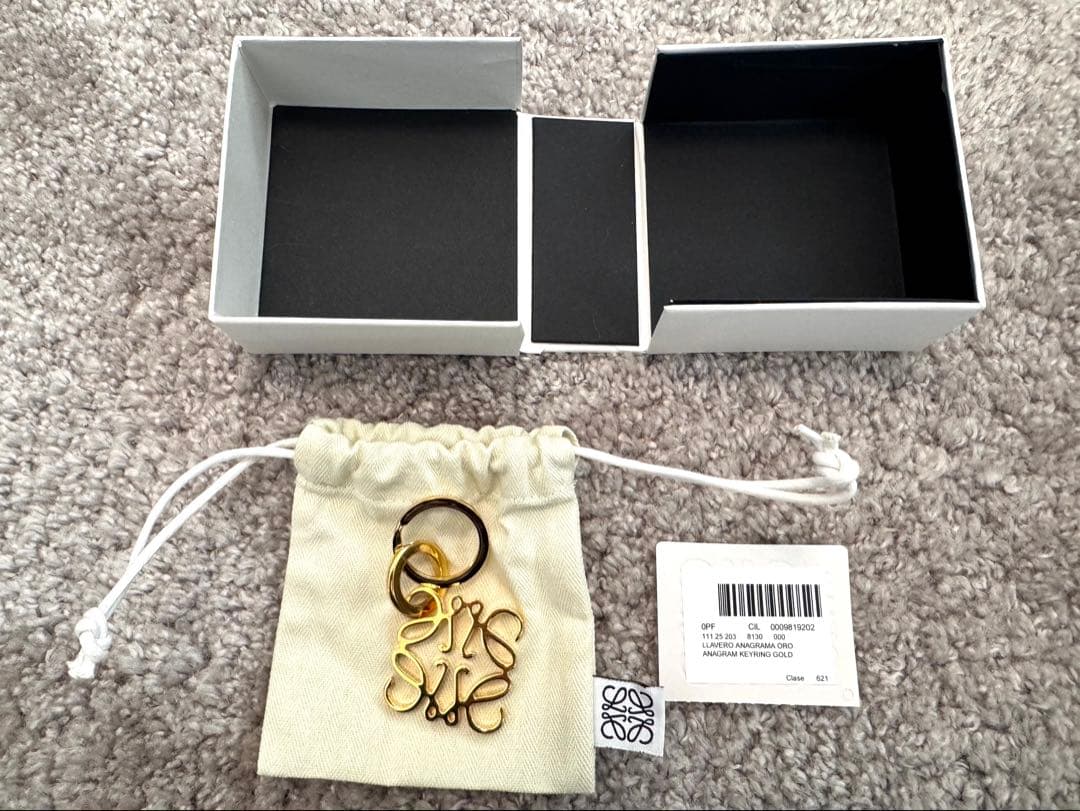 ism37！LOEWE アナグラム キーリング