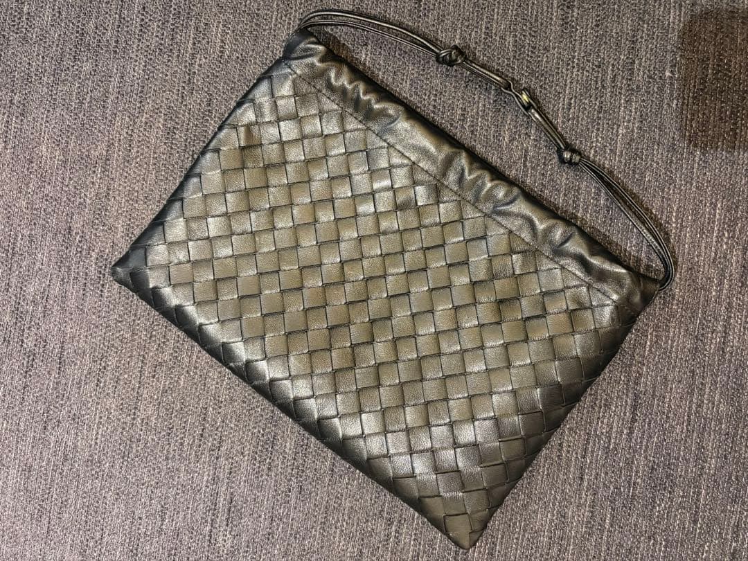 ボッテガヴェネタ　ダストバック　bottega veneta 黒　ミディアム
