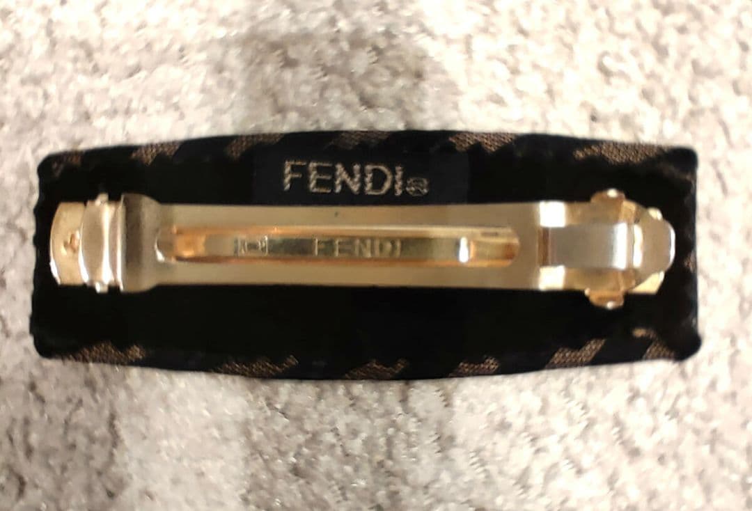 美品 FENDI フェンディ バレッタ ペカン柄