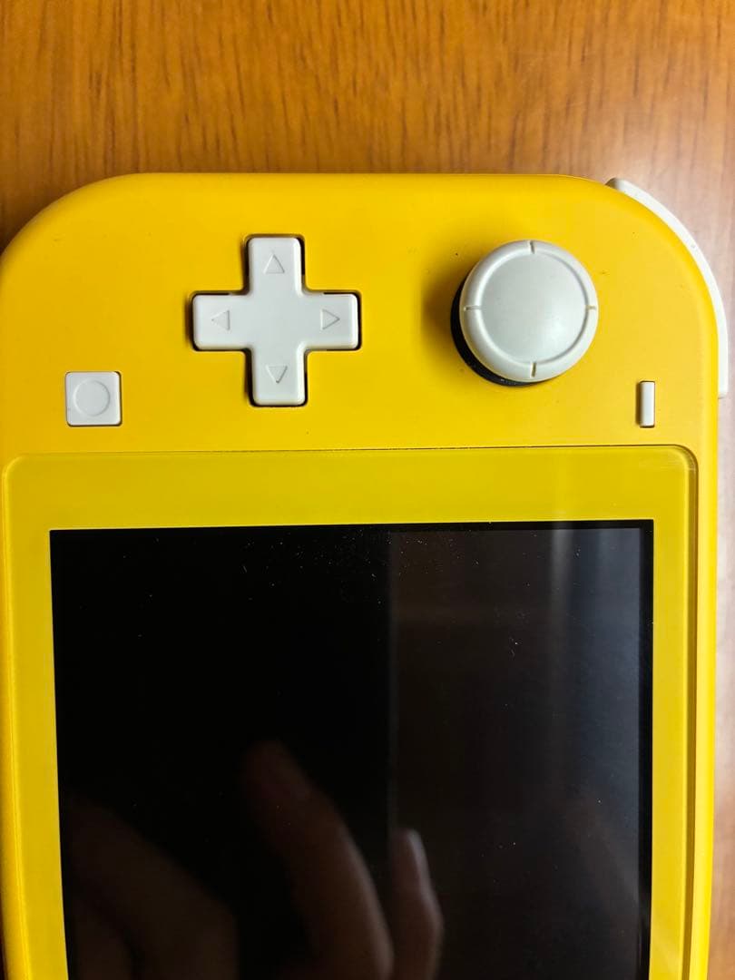 Nintendo Switch Lite イエロー本体 ACアダプター付き箱無し