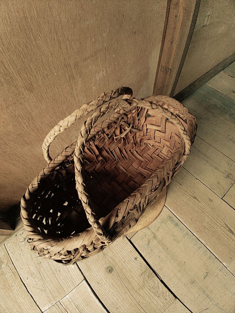 み*ん様 信州安曇野の山葡萄かごバック。里山手仕事。