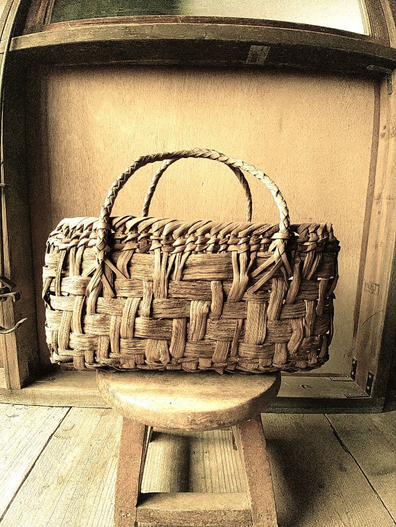 み*ん様 信州安曇野の山葡萄かごバック。里山手仕事。