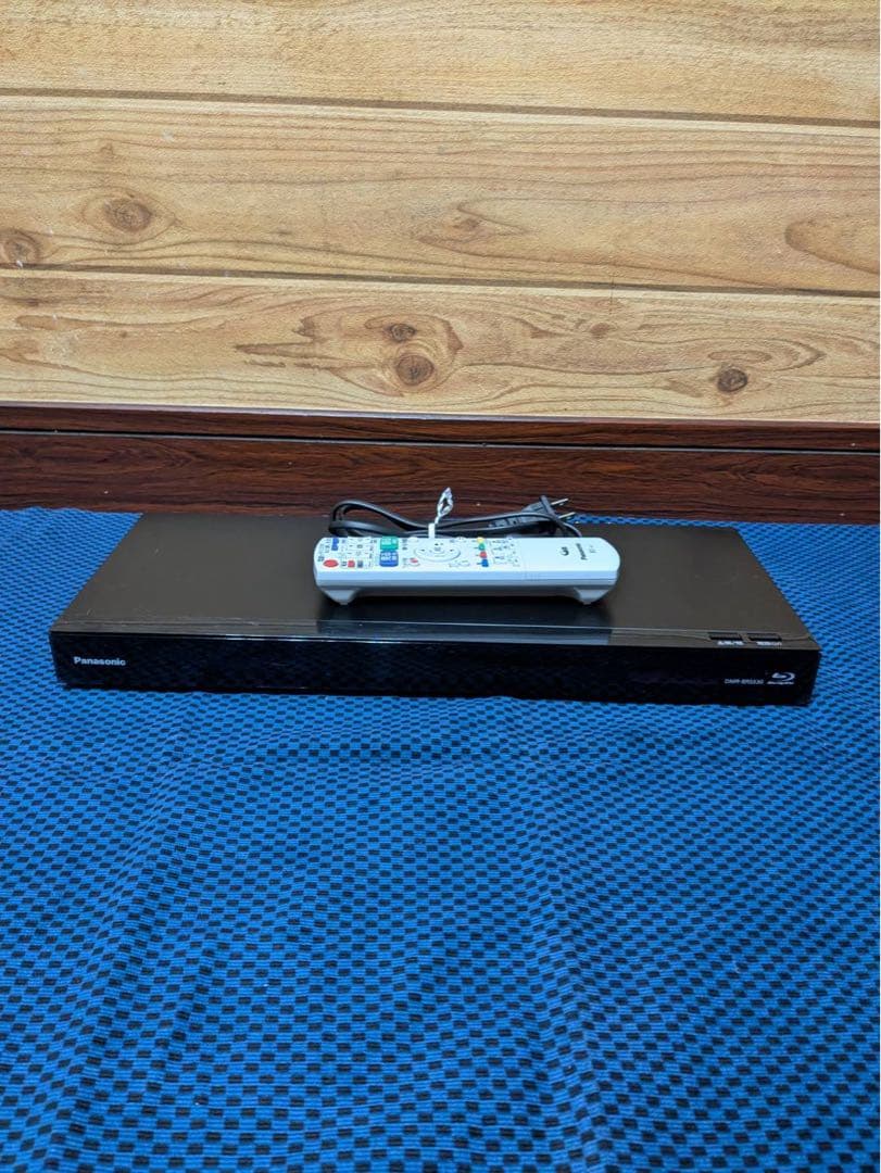 Panasonic ブルーレイレコーダー リモコン付き