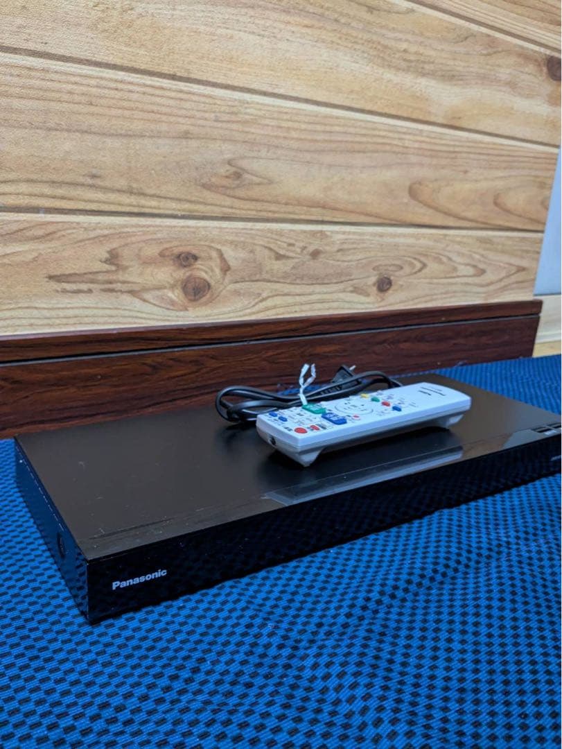 Panasonic ブルーレイレコーダー リモコン付き