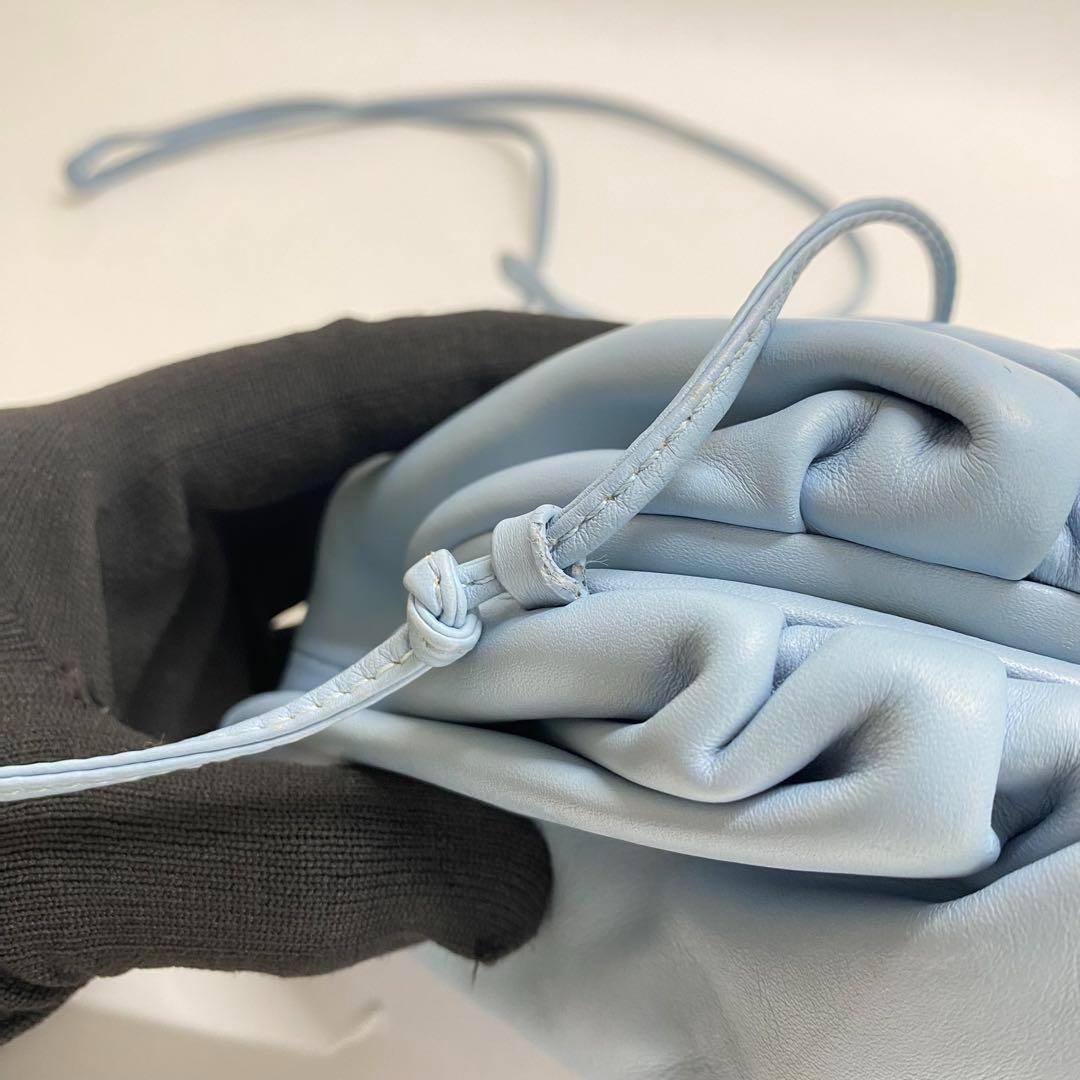 【美品】ボッテガヴェネタ ミニ ザ ポーチ ブルー 水色 ショルダーバッグ