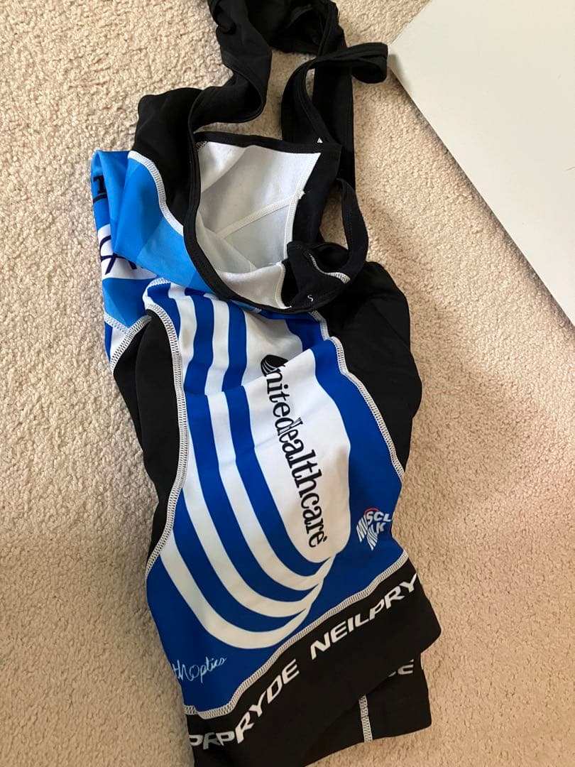 み*ん様 サイクリングジャージ　おそらく支給品　Mサイズ