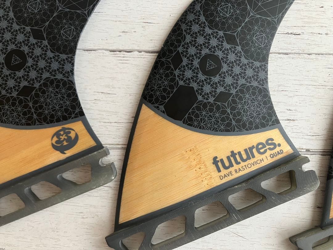 futures QUAD RASTA BAMBOO 2.0 後期デザイン　超美品