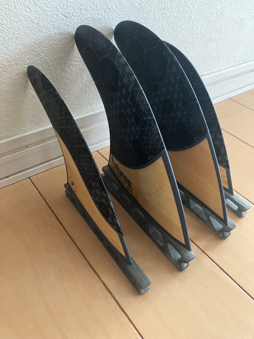 futures QUAD RASTA BAMBOO 2.0 後期デザイン　超美品