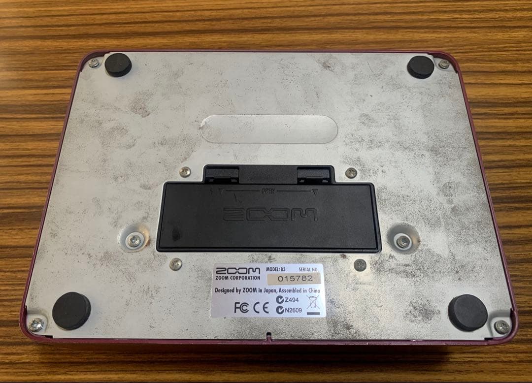 ZOOM B3 ベース用マルチエフェクター　ACアダプター付き