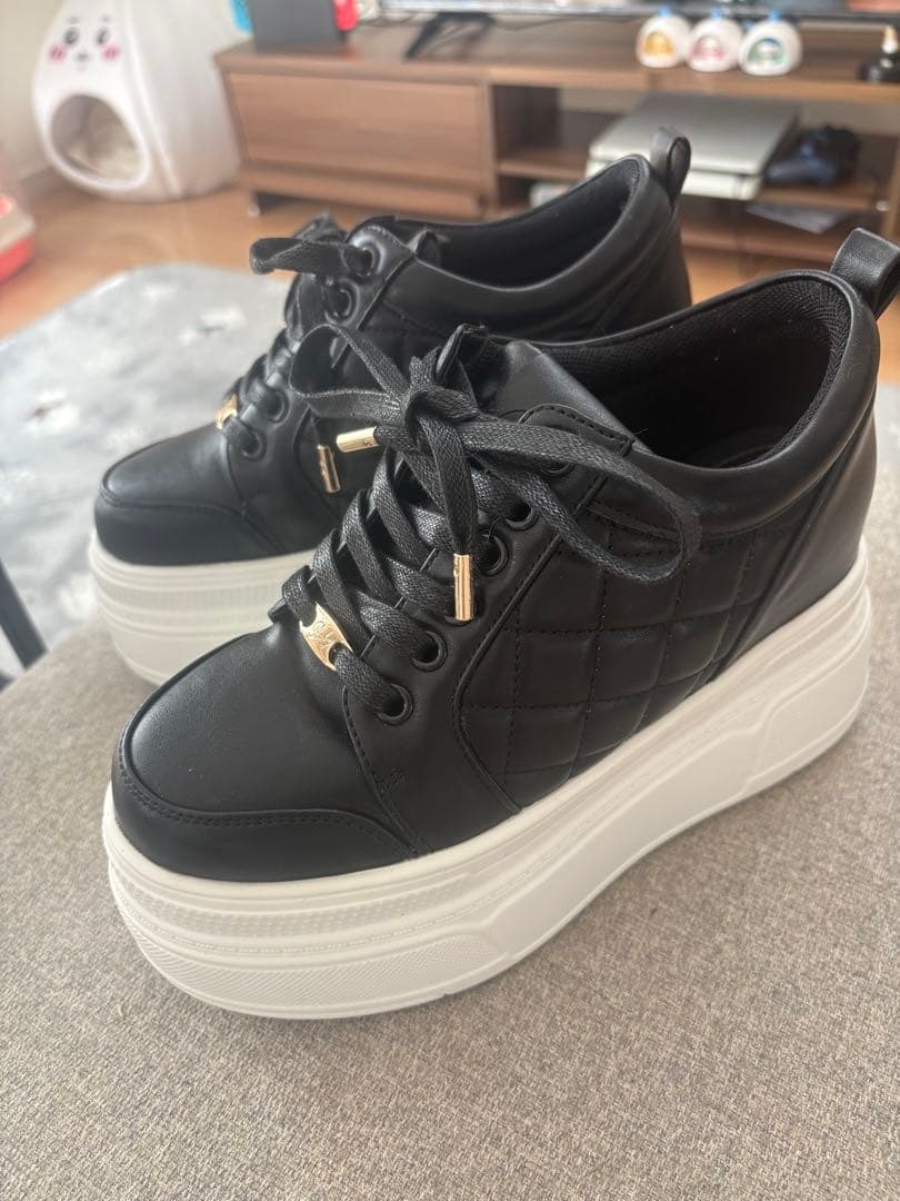 2025年冬Rady新作のキルティング厚底スニーカー！！Mサイズ