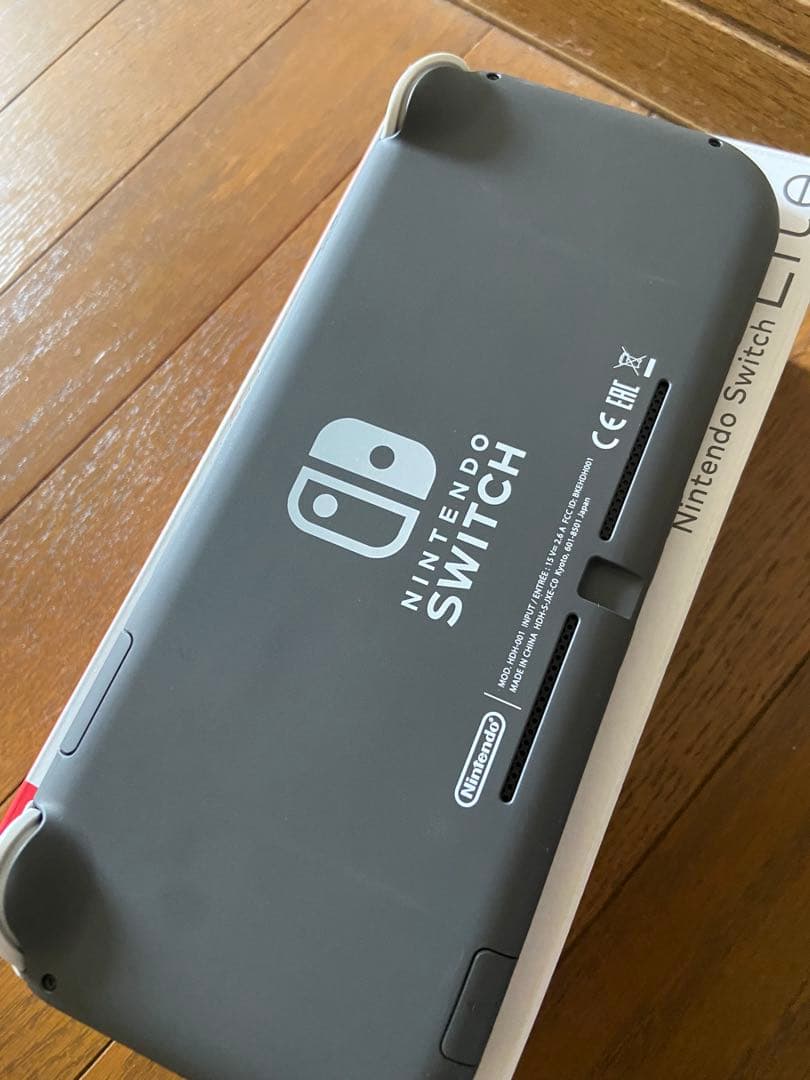 美品　Nintendo Switch Lite グレー　スイッチライト