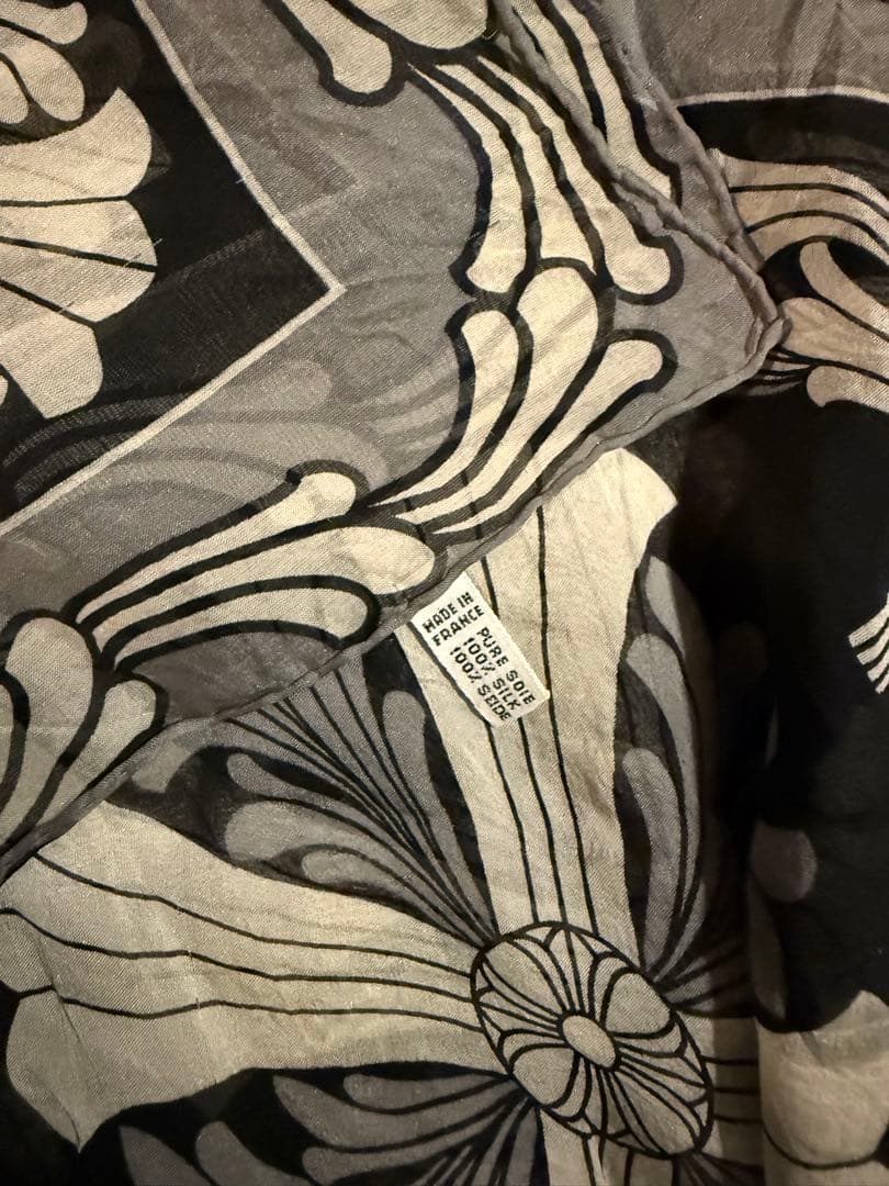 ルパム　クロムハーツ　スカーフ　シルク　大判