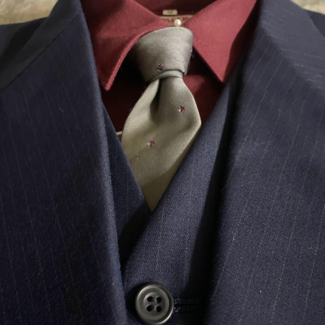 ミ*ツ様 超特価 フルセット スリーピーススーツ × Christian Dio