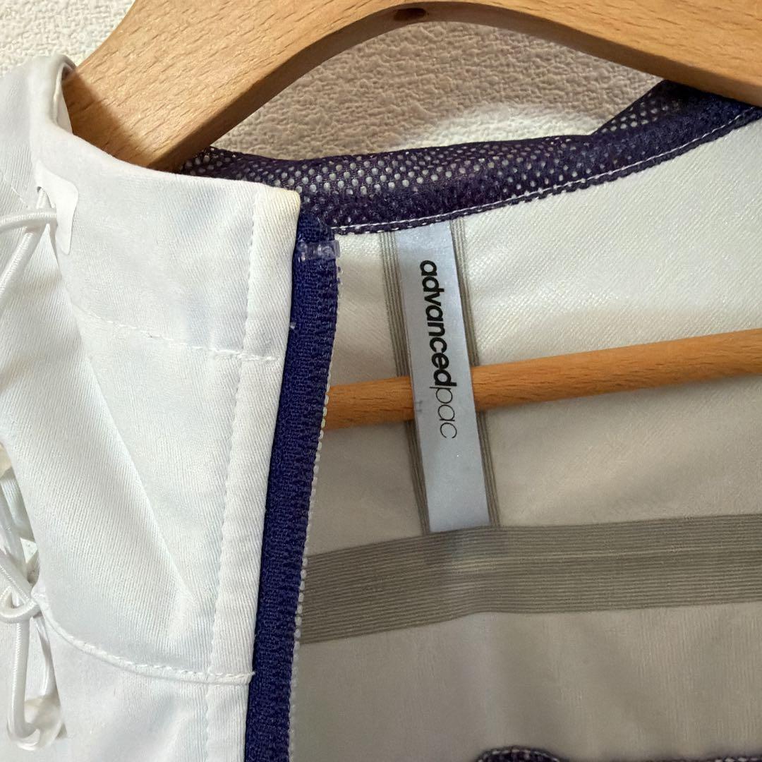 ニューバランスゴルフ フード付ライトアウター　ウィンドブレーカー　ブルゾン　軽量