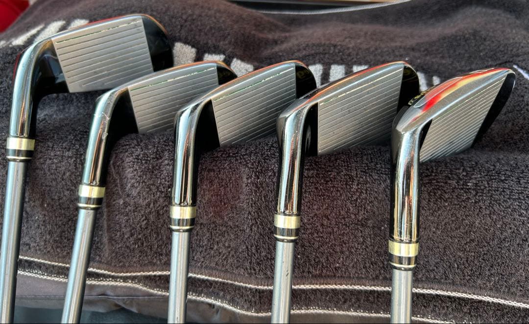 プロギアegg アイアンセット P, 6, 7, 8, 9 の５本セット