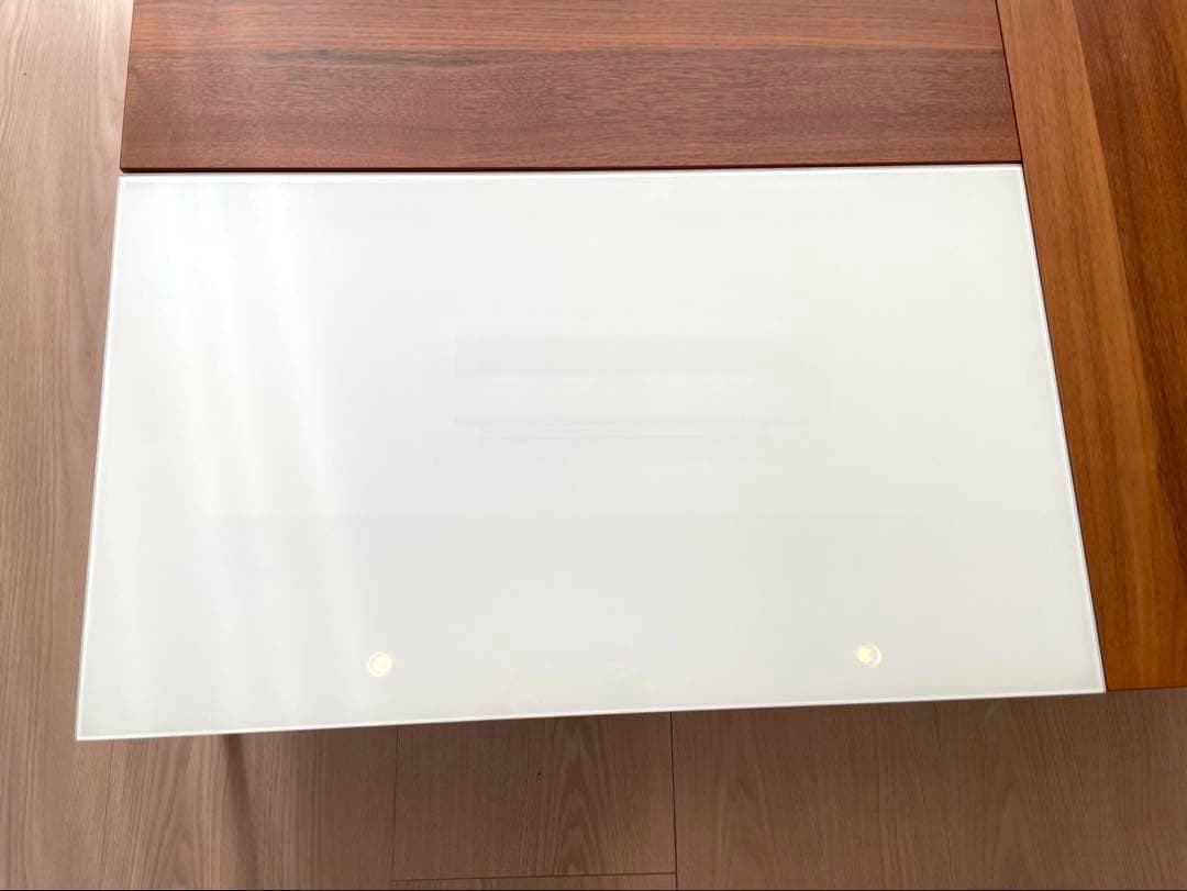 ボーコンセプト　Chiva コーヒーテーブル