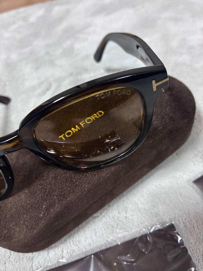 美品　トムフォード　TOM FORD サングラス　Garett TF538