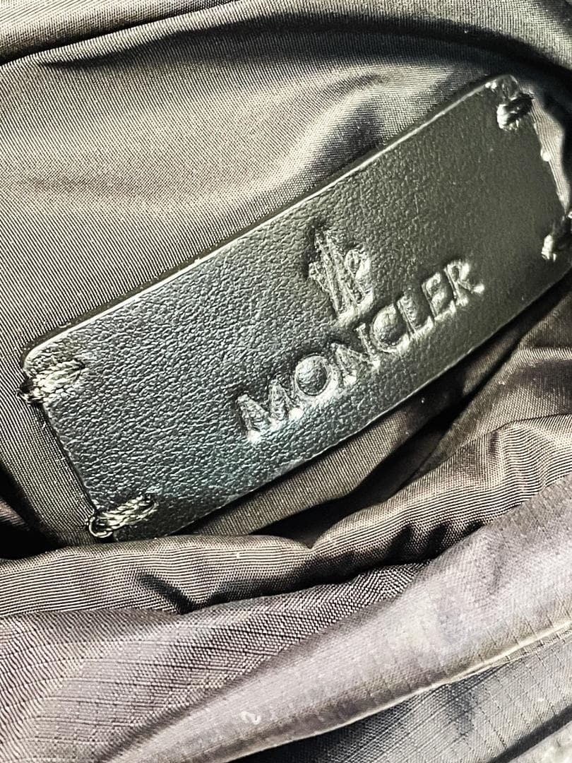 新品 MONCLER モンクレール ショルダーバッグ メンズ レディース