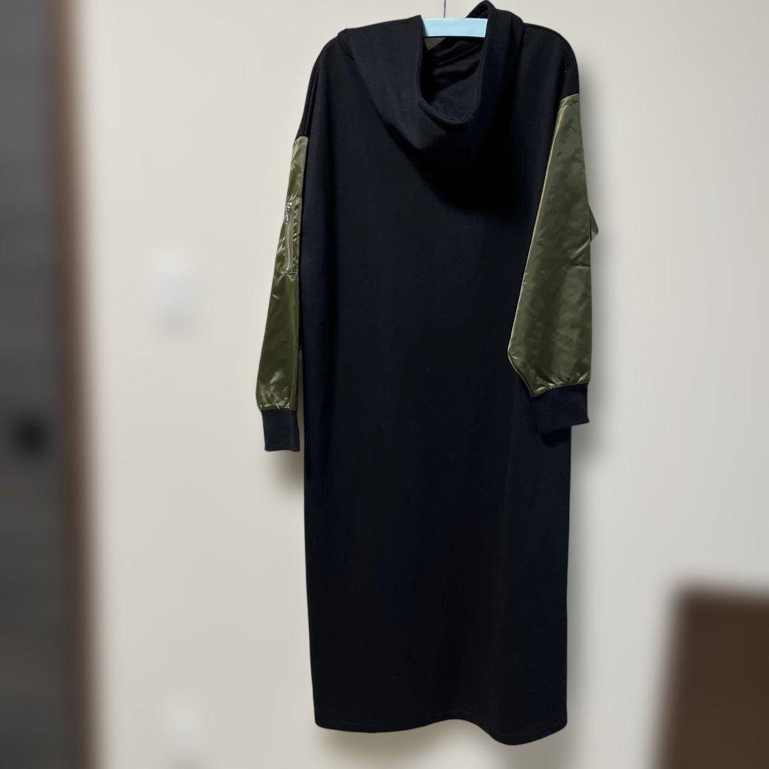 プラスオトハフード付きスウェットワンピース