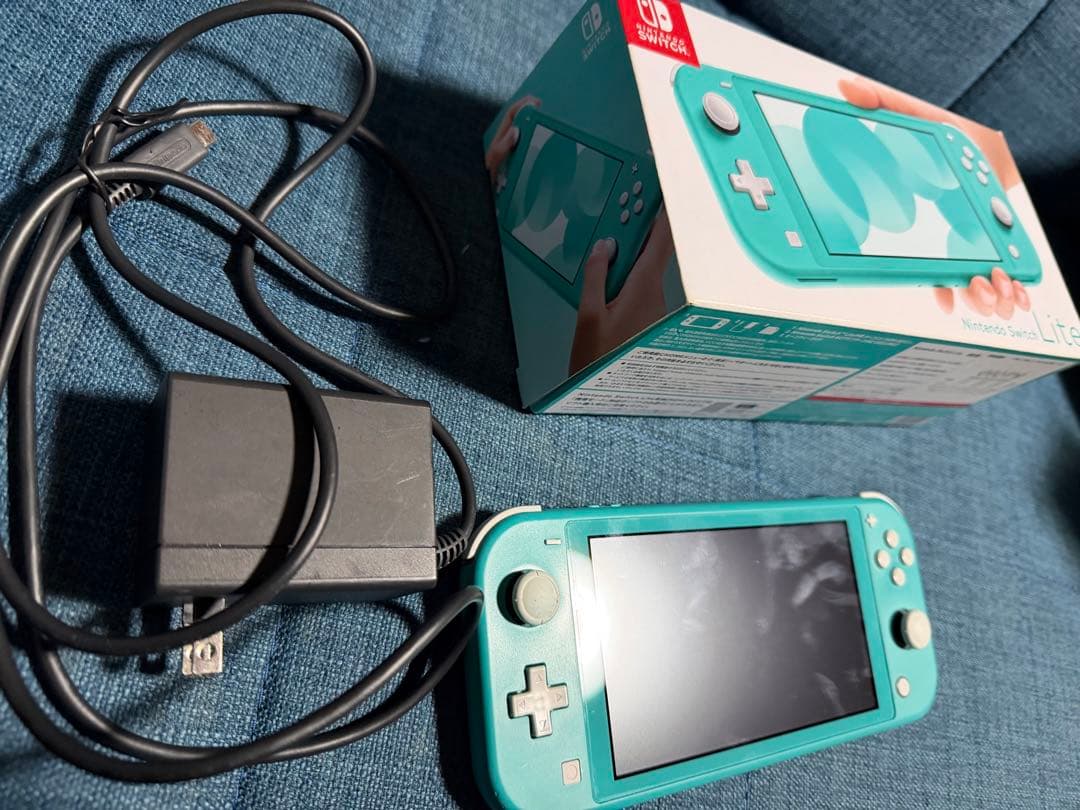 Y　Nintendo Switch Lite　本体 ターコイズ