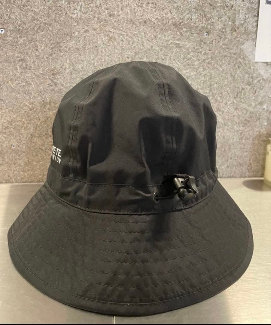 MONCLER HYKE GORE-TEX バケットハット