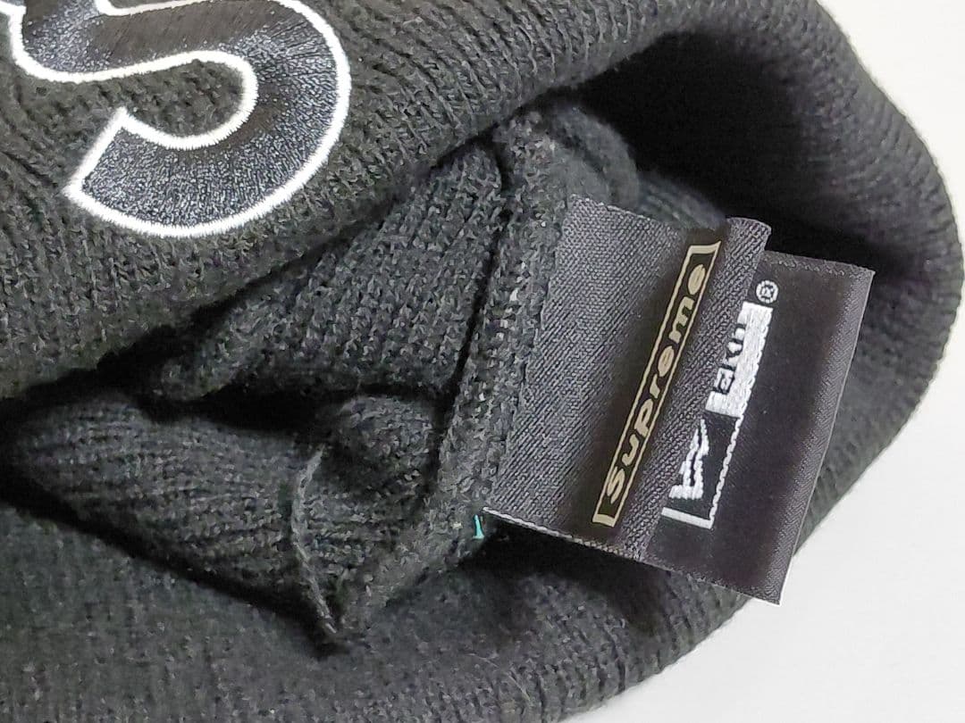 美品　Supreme　New Era　S Logoツノ　Beanie　ブラック