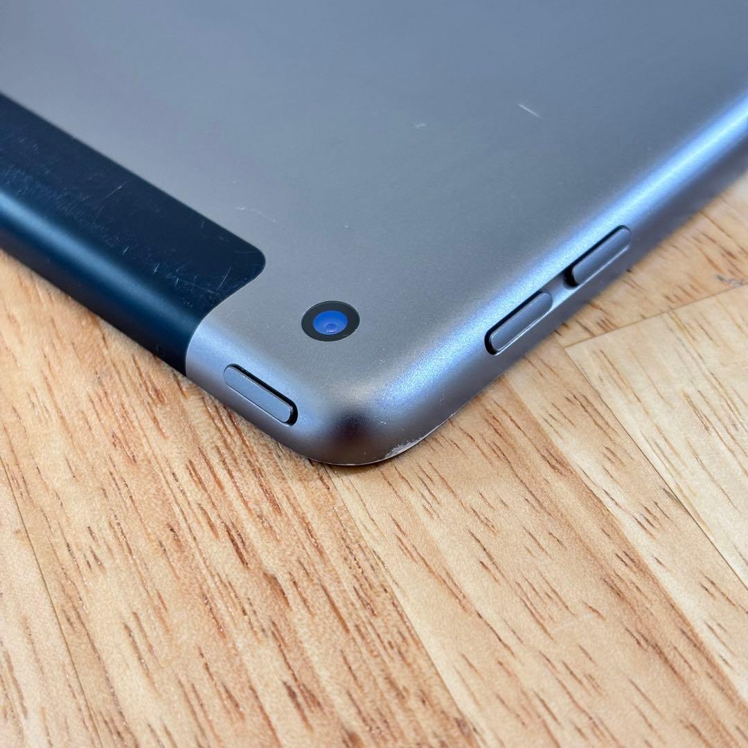 iPad 第7世代 32GB SIMフリー