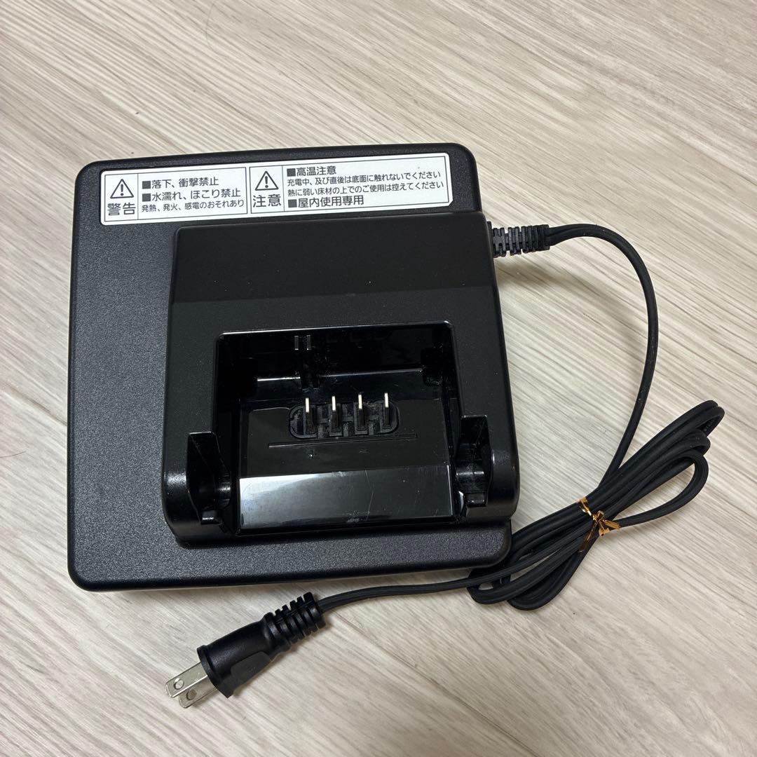 Panasonic 電動自転車用充電器　品番　NKJ075Z1A